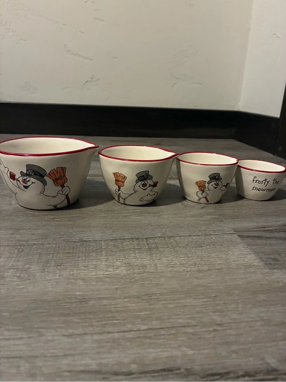 Rae Dunn frosty the snowman measuring cups